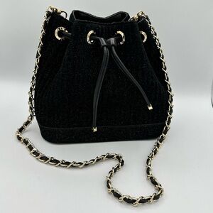 Henri Bendel Black Sparkle Bucket Bag Gold Chain Strap